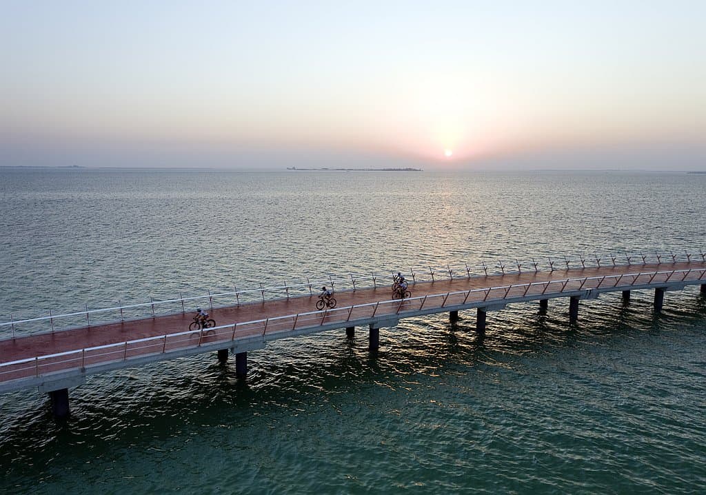 Cycling bridge Abu Dhabi