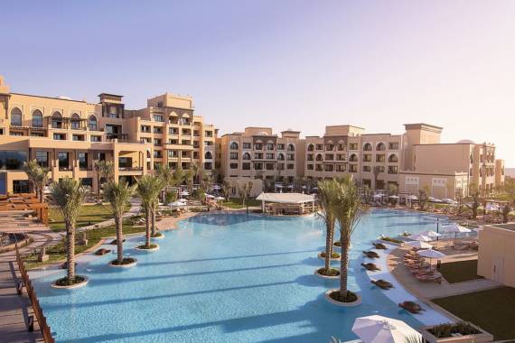 Saadiyat Rotana Resort & Villas Hauptpool