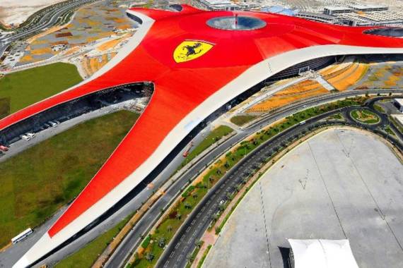 Ferrari World Vogelperspektive