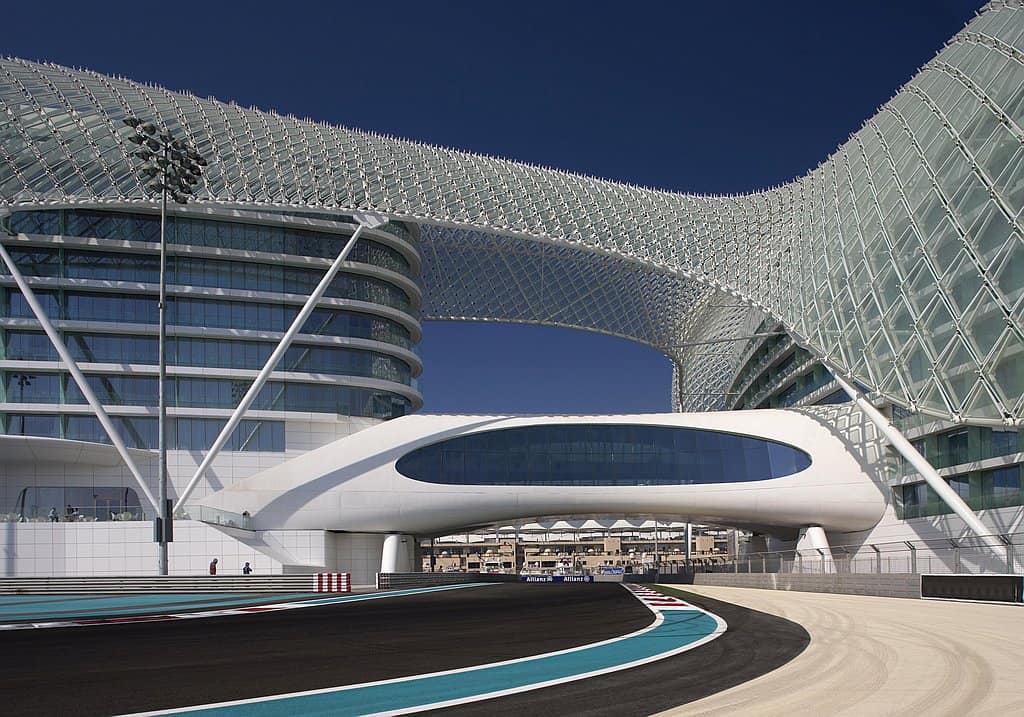 Yas Marina - W Abu Dhabi